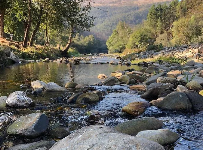 Palheiro Do Vale Do Paiva Casa de Férias Cabril (Viseu)